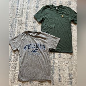 2 T- Shirts. Canvas/ U.S. Vintage